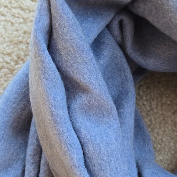 NWOT Large Thick Soft Wool Scarf with Fringe Cornflower Blue - Picture 6 of 6
